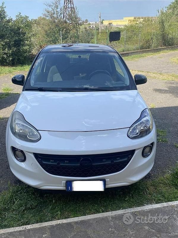 Usata Opel Adam Glam 87 CV (63 kW) 2016 Bianco Utilitaria