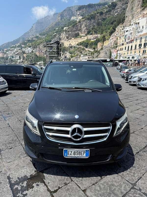Nero Usata 2015 Mercedes V220 Monovolume | 14.000 € (Super prezzo) - Immagine 1/4