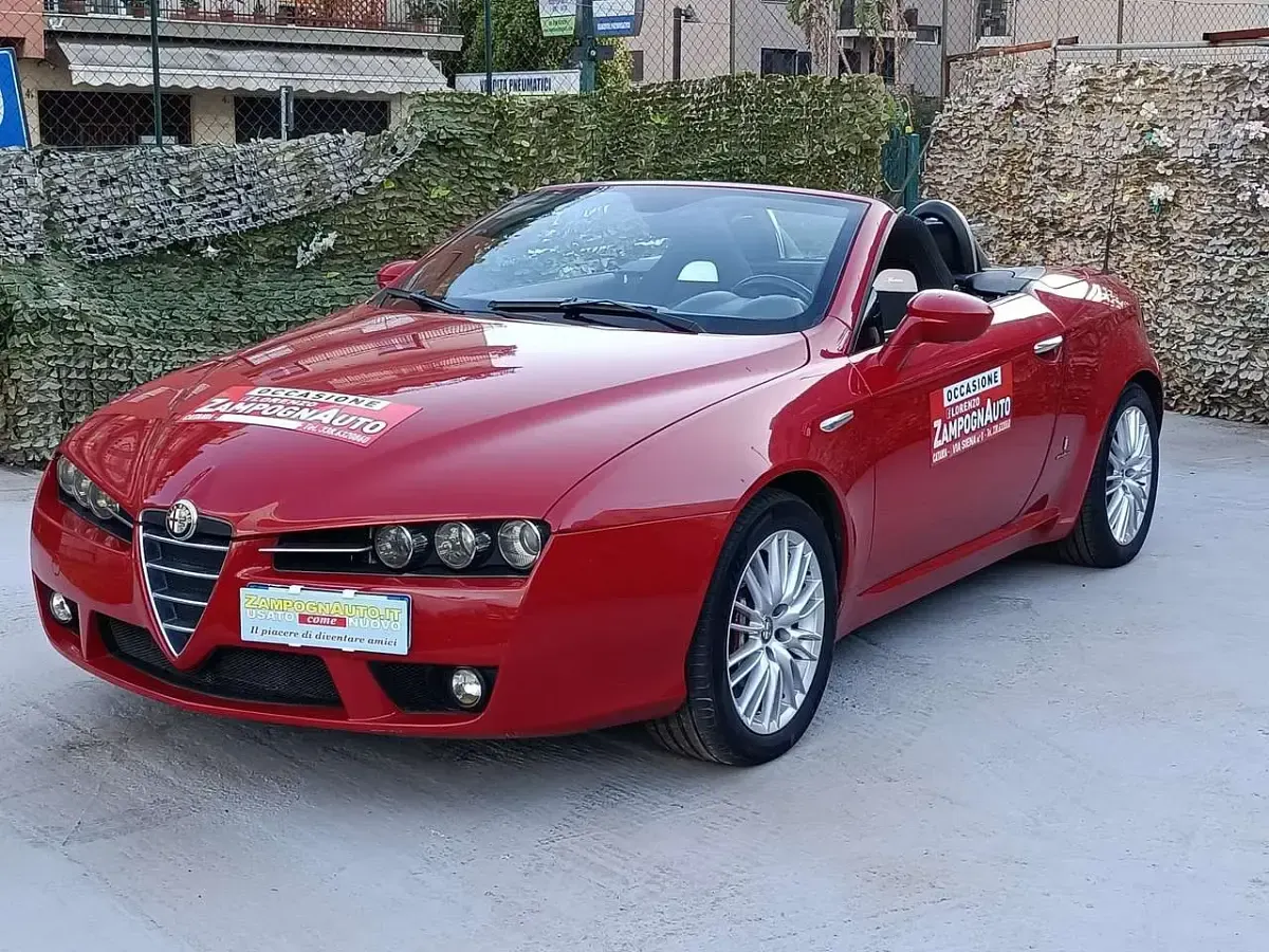 Usata Alfa Romeo Spider 210 CV (154 kW) 2009 Rosso Cabrio