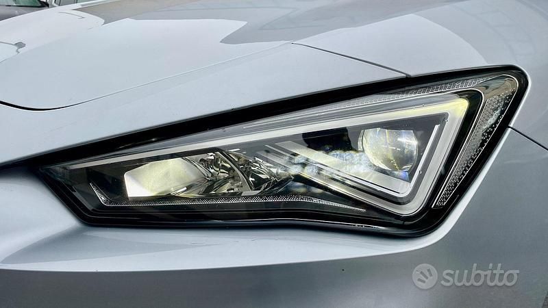 Usata Seat Leon 150 CV (110 kW) 2021 Grigio Station wagon