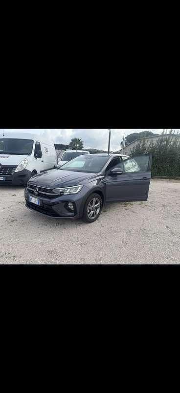 Usata VW Taigo R-line 110 CV (80 kW) 2022 Nero SUV