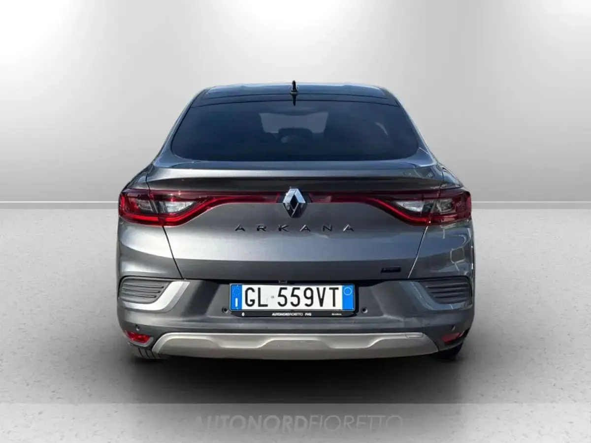 Brugt Renault Arkana Techno 143 HK (105 kW) 2023 Grå SUV
