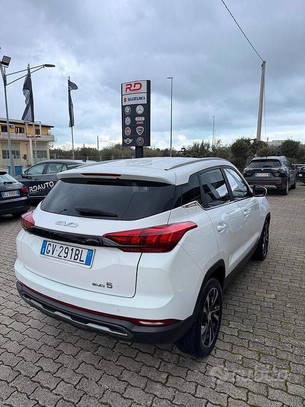 Usata EVO Evo 5 119 CV (87 kW) 2024 Bianco SUV