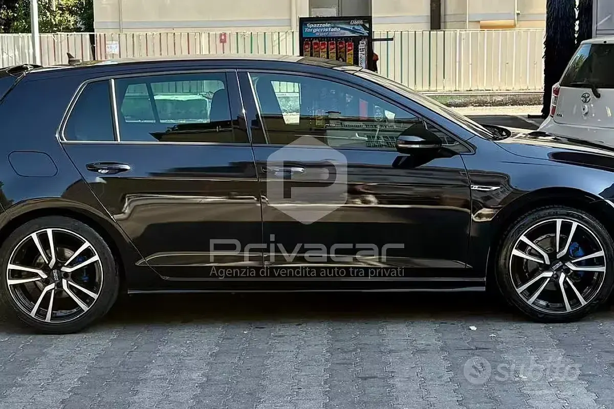 Usata VW Golf VII Sport 150 CV (110 kW) 2019 Nero Utilitaria