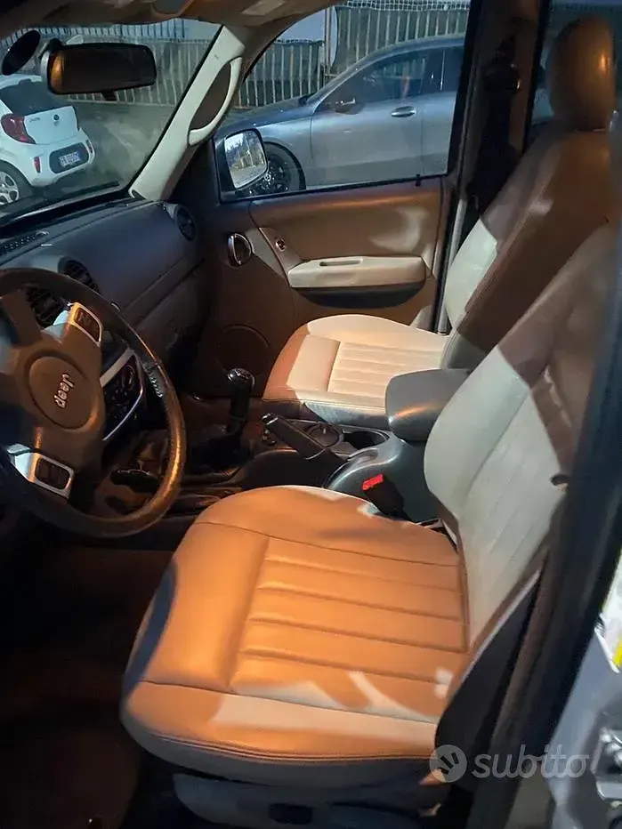 Używany Jeep Cherokee Limited 163 KM (119 kW) 2006 SUV
