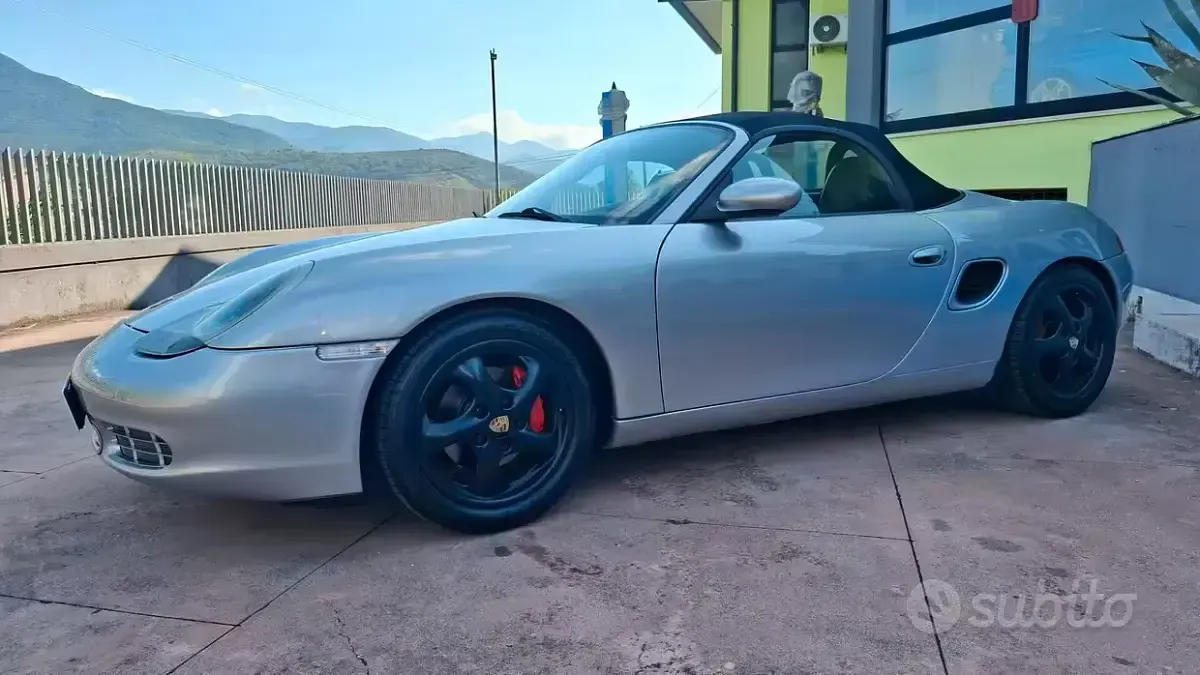 Usata Porsche Boxster 204 CV (150 kW) 1999 Grigio Cabrio