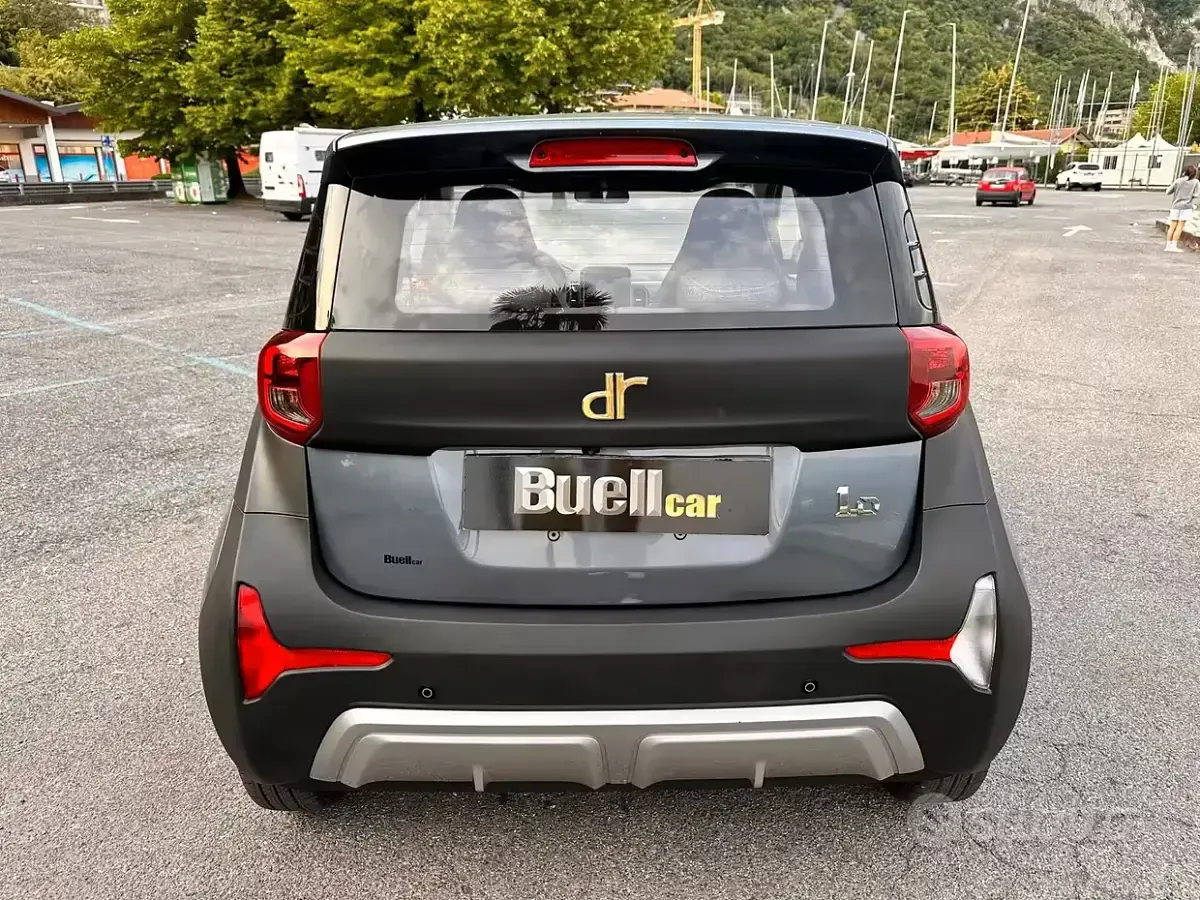 Occasion DR DR 1.0 19 kW (27 ch) 2025 Gris Citadine