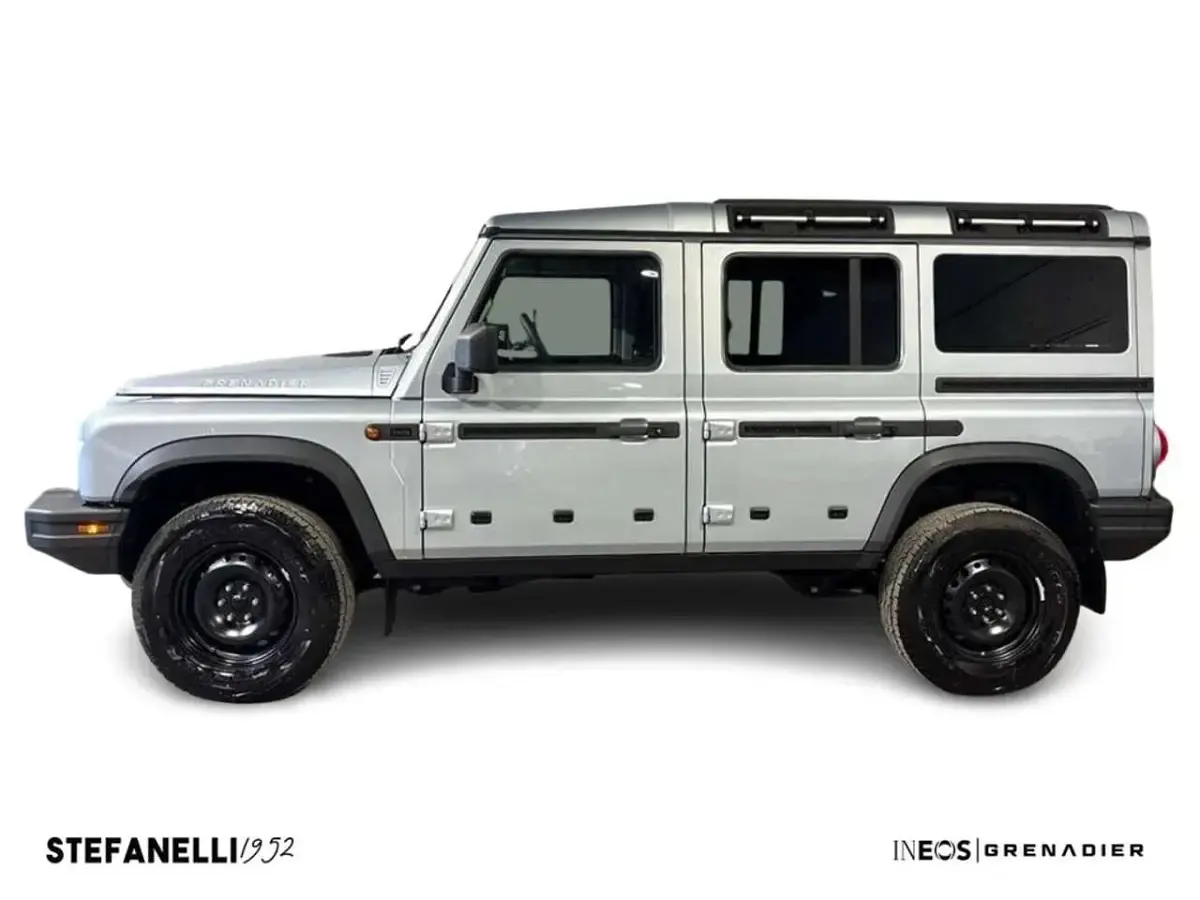 Nuova Ineos Grenadier 286 CV (210 kW) 2025 Sterling silver Station wagon