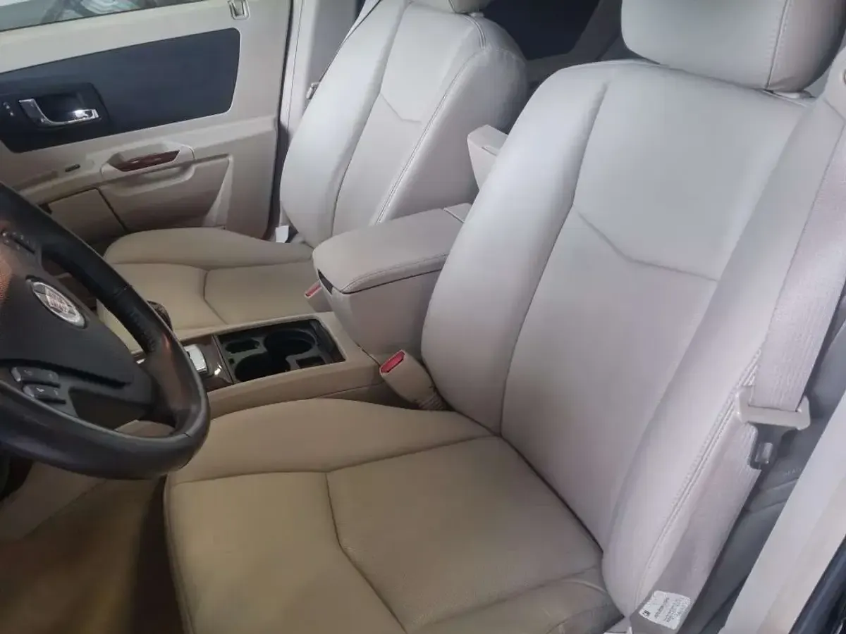 Usata Cadillac SRX 325 CV (239 kW) 2006 Nero SUV