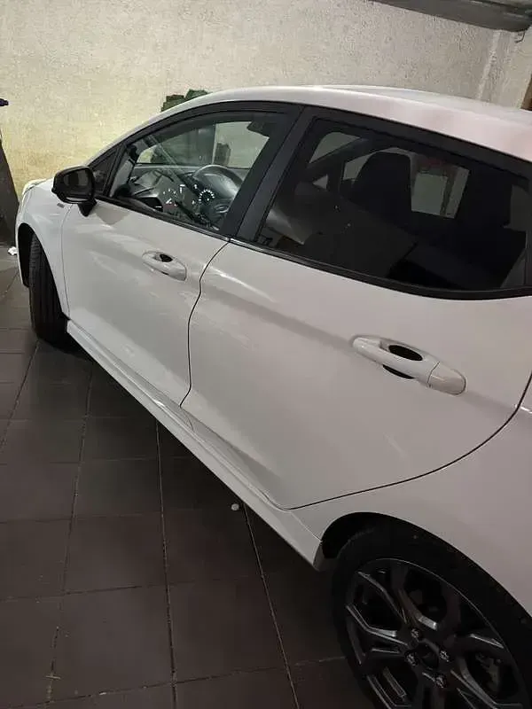 Usata Ford Fiesta ST-Line 86 CV (63 kW) 2018 Nero Utilitaria