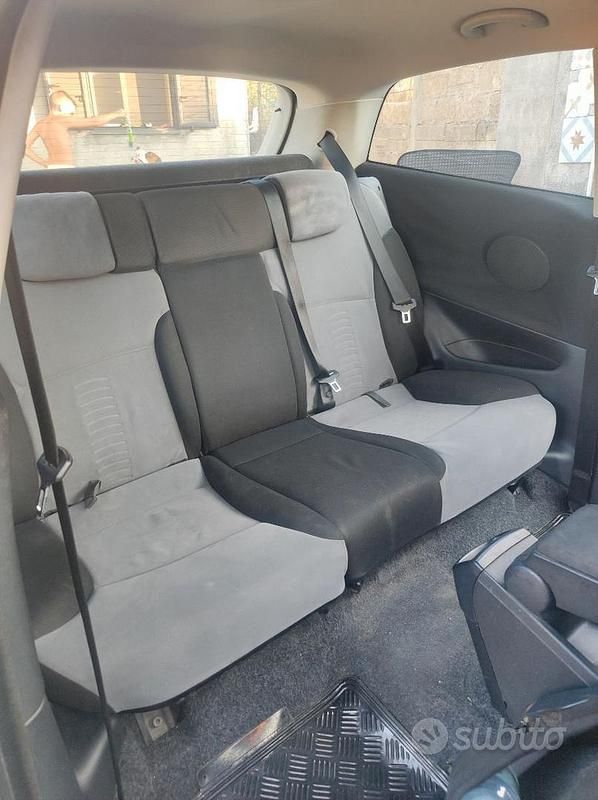 Usata Fiat Stilo 2006 Grigio