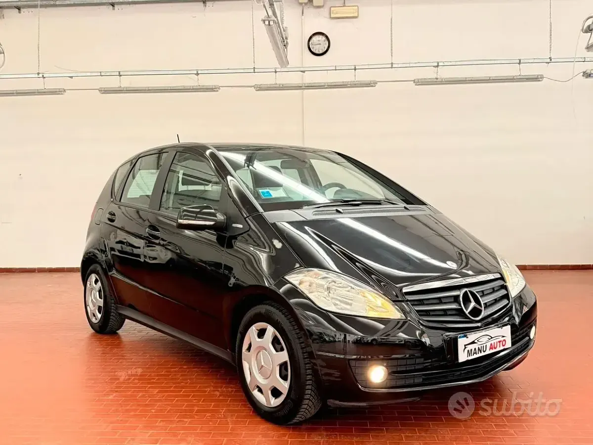 Usata Mercedes A160 Elegance 82 CV (60 kW) 2010 Nero Berlina