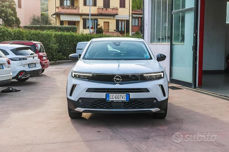Käytetty Opel Mokka Elegance 110 HP (80 kW) 2022 Valkoinen Katumaasturi