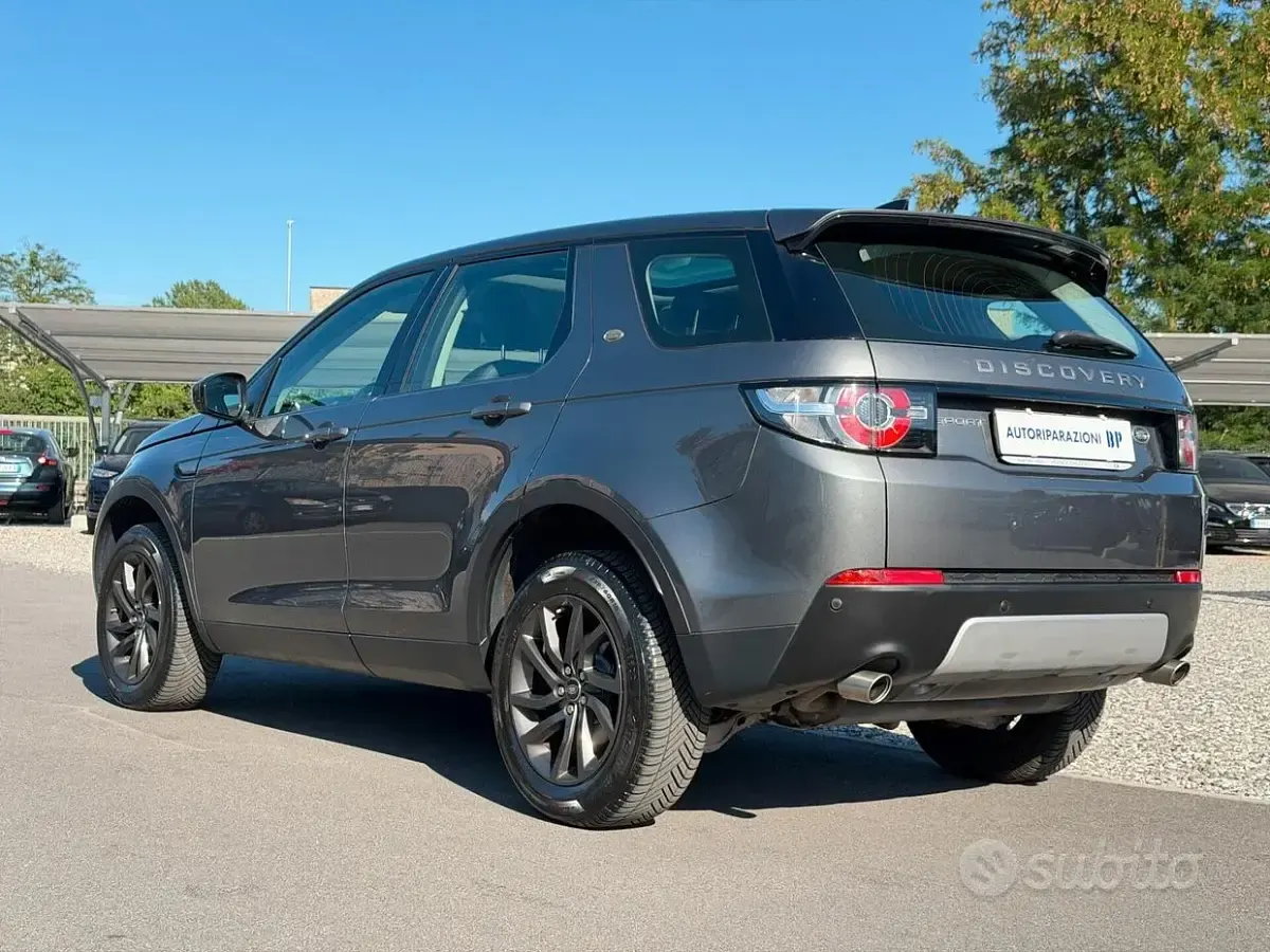 Usata Land Rover Discovery Sport SE 150 CV (110 kW) 2018 Grigio SUV