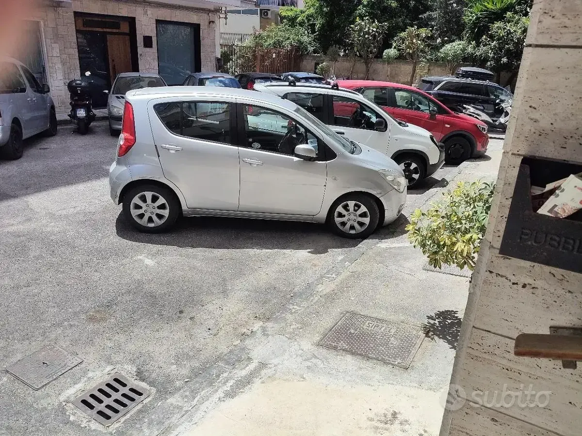 Usata Opel Agila 86 CV (63 kW) 2008 Grigio Utilitaria