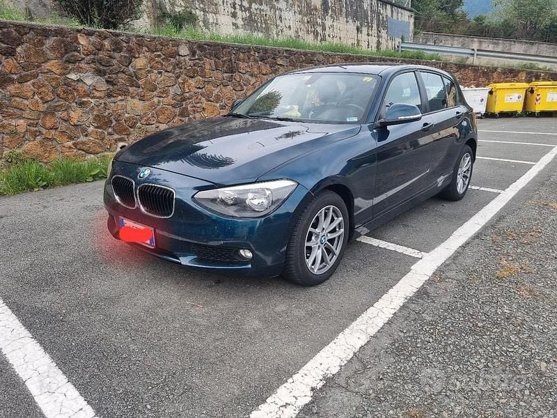 Usata BMW 116 Comfort Edition 140 CV (102 kW) 2011 Blu Utilitaria
