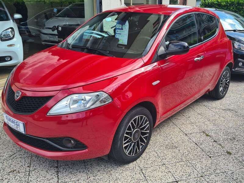 Rosso Usata 2018 Lancia Ypsilon Silver Due volumi | 8990 € (Ottimo prezzo) - Immagine 1/4