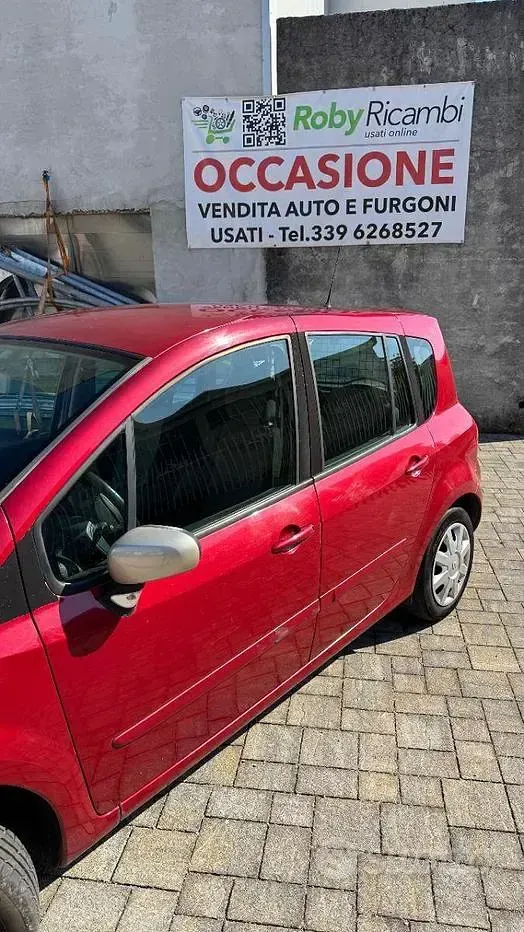 Usata Renault Modus 101 CV (74 kW) 2010 Rosso Monovolume