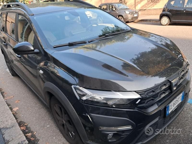 Usata Dacia Jogger Extreme 110 CV (80 kW) 2022 Nero Monovolume