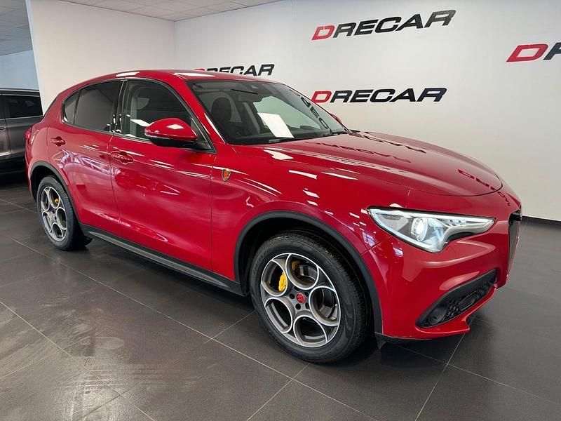 Usata Alfa Romeo Stelvio Tech Edition 190 CV (139 kW) 2019 Rosso SUV