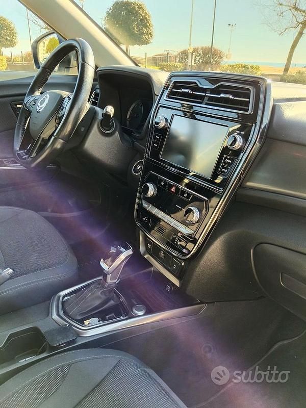 Usata Ssangyong (KGM) Tivoli 136 CV (100 kW) 2021 Grigio SUV