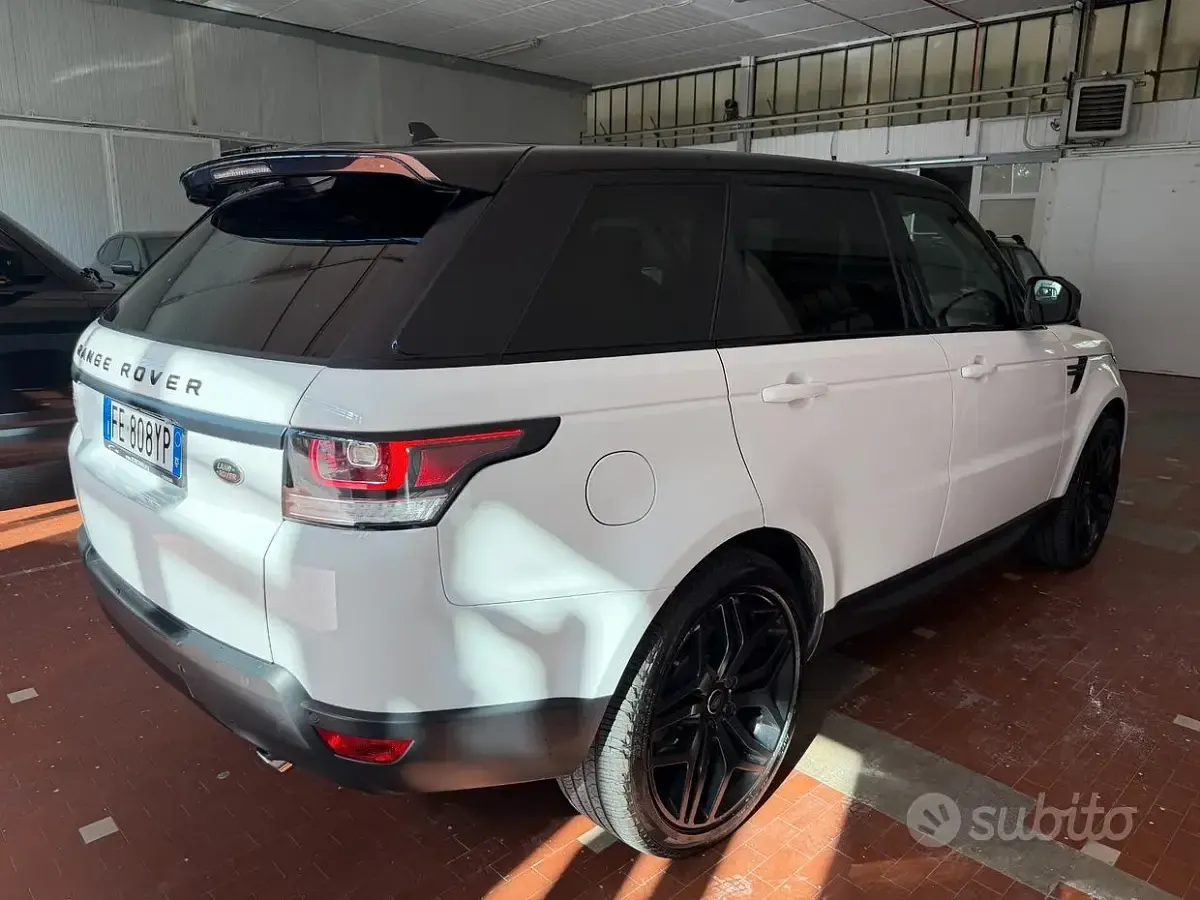 Usata Land Rover Range Rover Sport HSE Dynamic 249 CV (183 kW) 2016 Bianco SUV