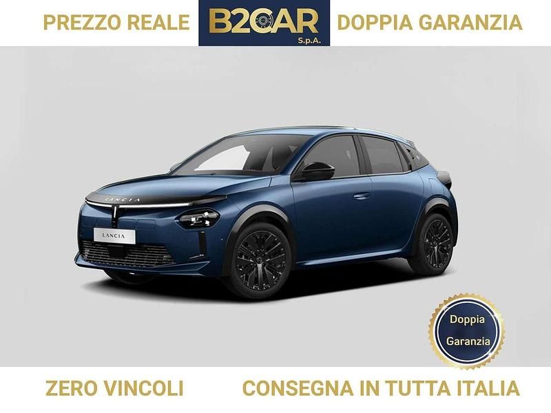 Usata Lancia Ypsilon 114 kW (156 CV) 2025 Blu/azzurro Utilitaria