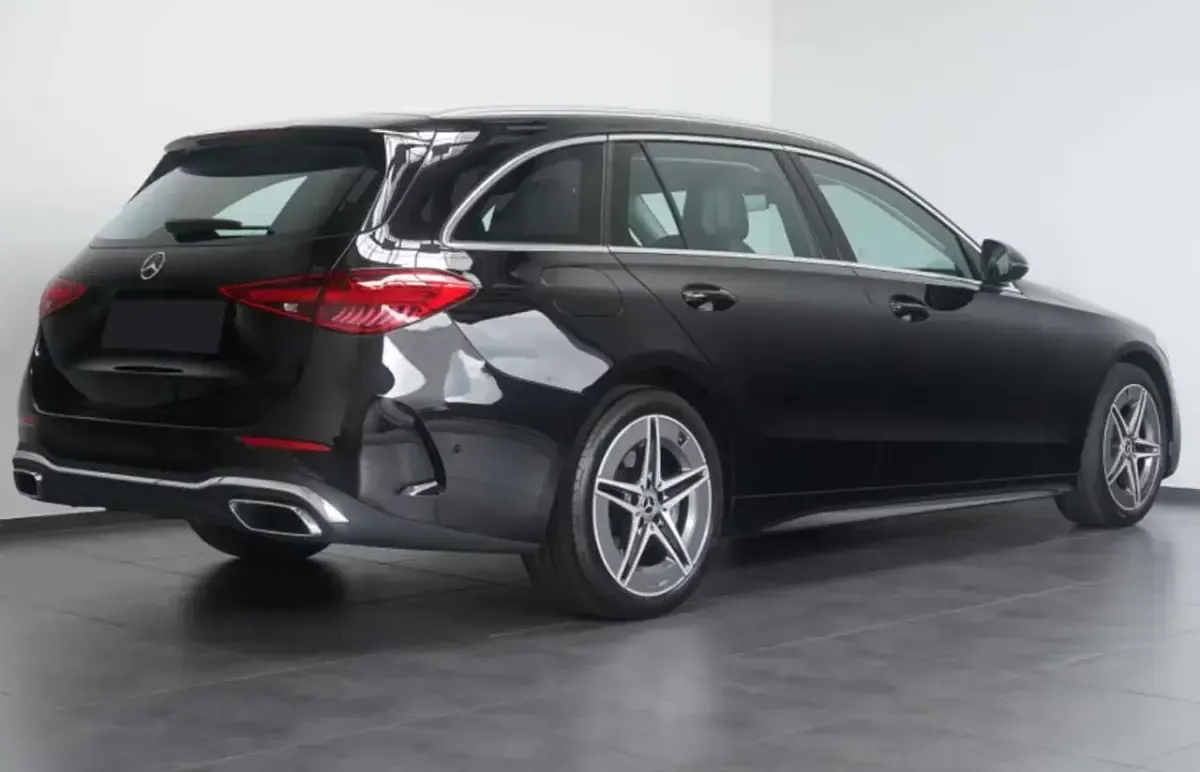 Usata Mercedes C220 Advanced Plus 200 CV (147 kW) 2023 Nero SUV