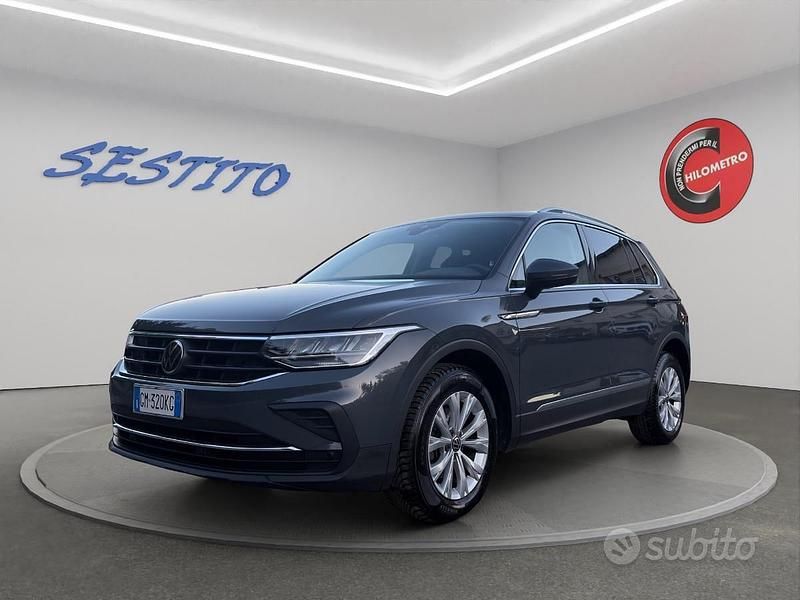 Usata VW Tiguan Life 150 CV (110 kW) 2022 Grigio SUV