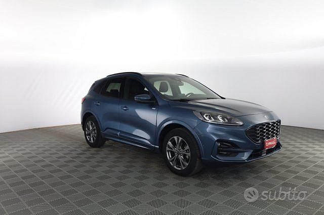 Usata Ford Kuga ST-Line 225 CV (165 kW) 2023 Blu SUV