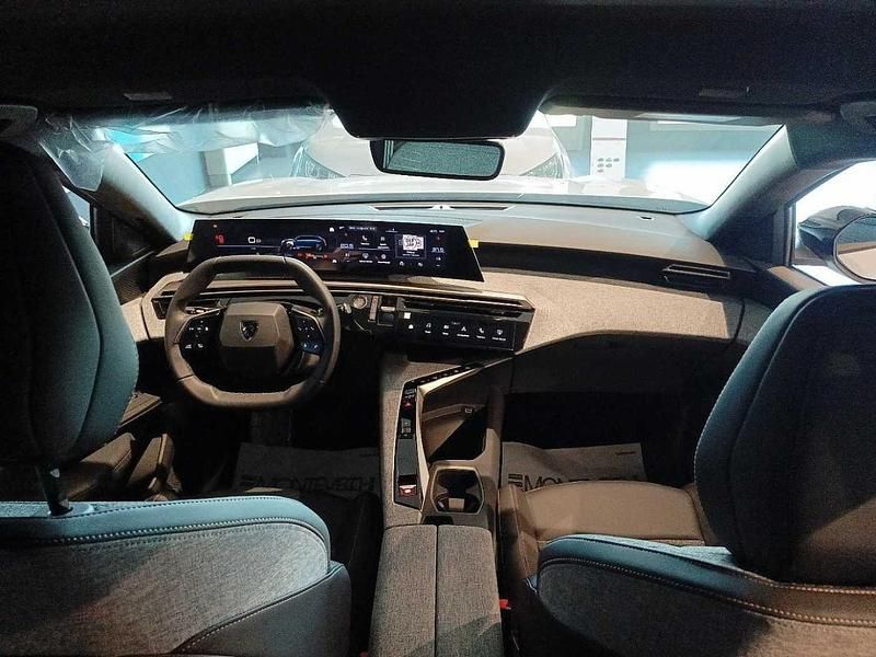 Nuova Peugeot 5008 Allure 2025 Bianco SUV