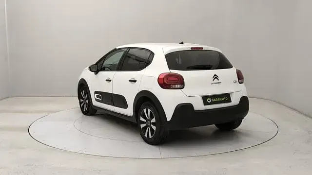 Usata Citroën C3 PureTech 110 CV (80 kW) 2024 Bianco Berlina