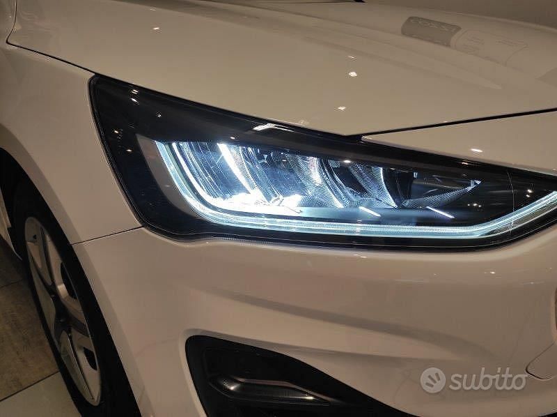 Usata Ford Focus Business Edition 120 CV (88 kW) 2022 Bianco Station wagon