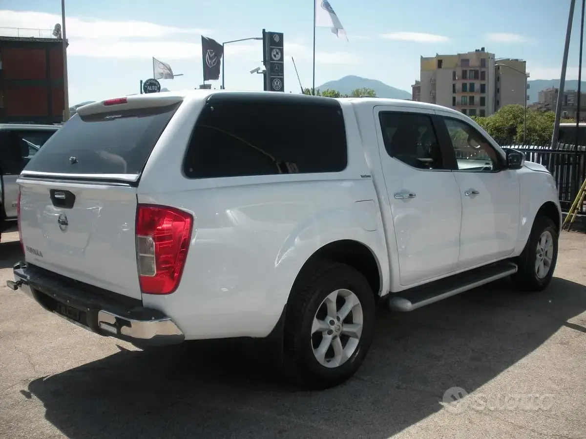 Usata Nissan Navara 163 CV (119 kW) 2019 Bianco Pick-up