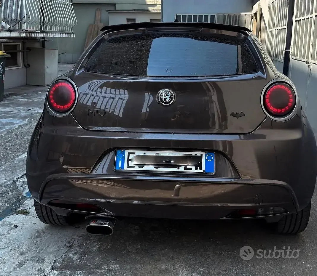 Usata Alfa Romeo MiTo 77 CV (56 kW) 2011 Marrone Utilitaria
