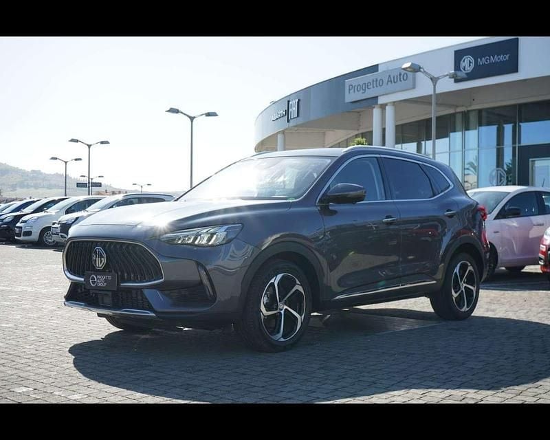 Usata MG HS Luxury 162 CV (119 kW) 2024 Iron oxide gray SUV