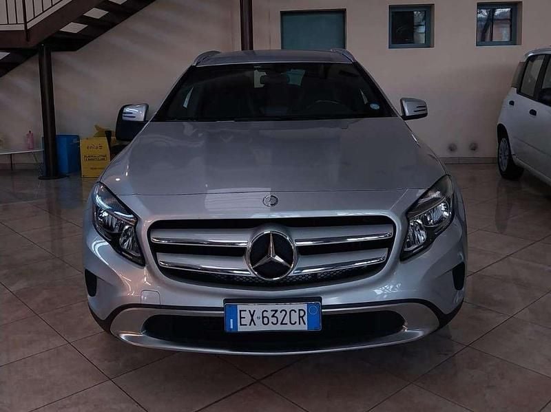 Argento Usata 2014 Mercedes GLA200 Executive SUV | 9000 € (Super prezzo) - Immagine 1/4