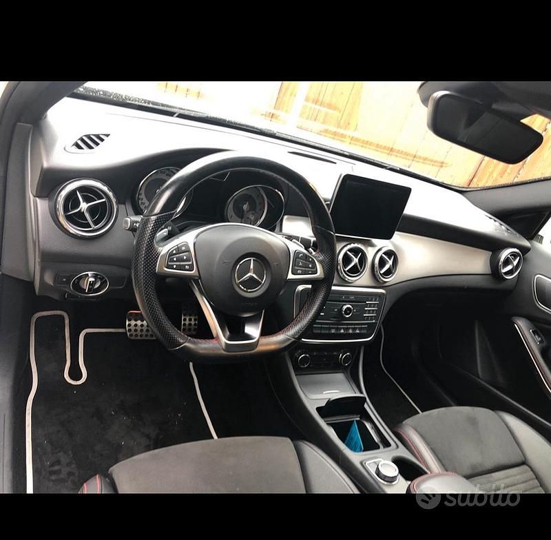Usata Mercedes GLA200 AMG 136 CV (100 kW) 2016 SUV