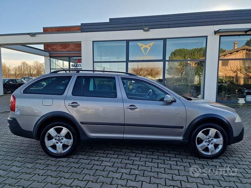 Usata Skoda Octavia Scout 4x4 140 CV (102 kW) 2009 Other Station wagon