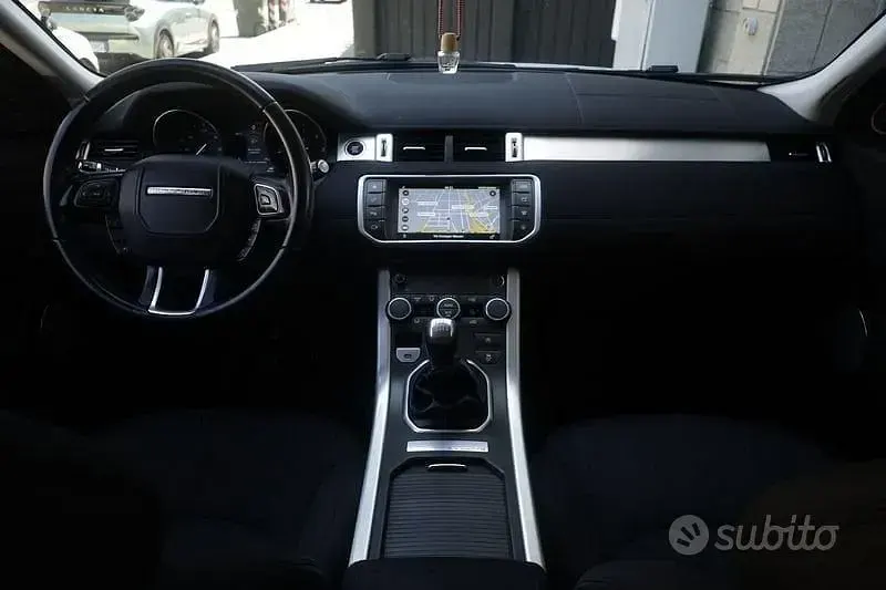 Usata Land Rover Range Rover evoque HSE 150 CV (110 kW) 2017 Bianco SUV
