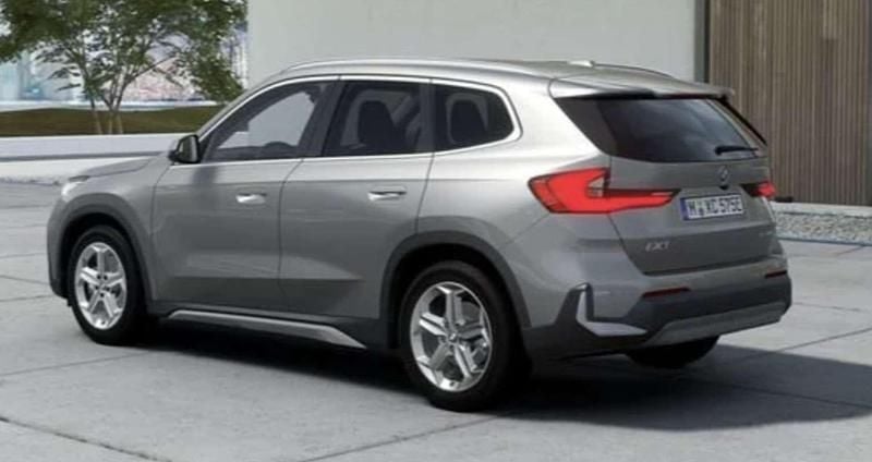 Usata BMW iX1 xLine 67 kW (92 CV) 2024 Argento SUV