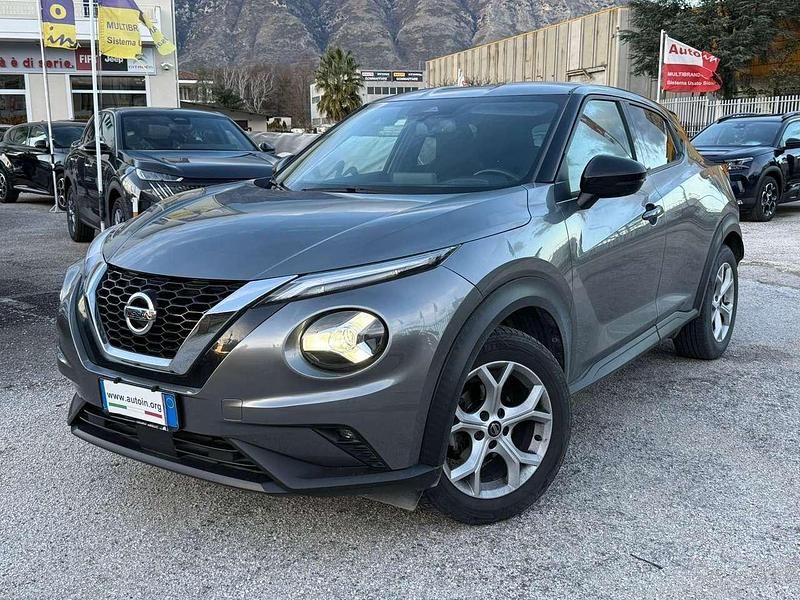 Usata Nissan Juke N-Connecta 117 CV (86 kW) 2020 Grigio SUV