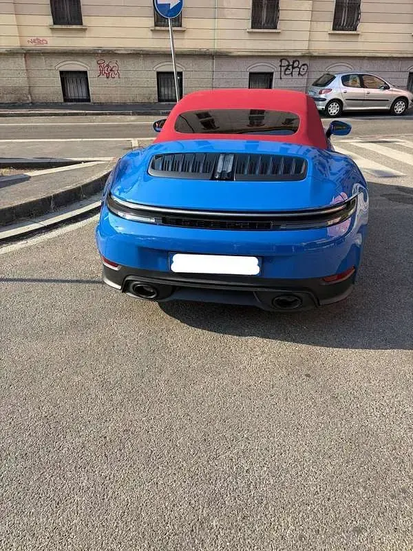 Usata Porsche 911 Carrera Cabriolet 394 CV (289 kW) 2025 Blu/azzurro Cabrio