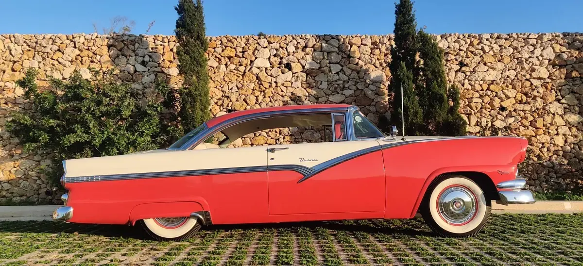 Usata Ford Fairlane 200 CV (147 kW) 1956 Rosso Berlina