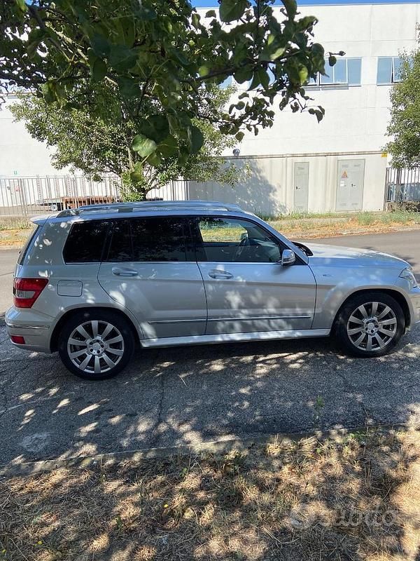 Usata Mercedes GLK220 170 CV (125 kW) 2012 Grigio SUV