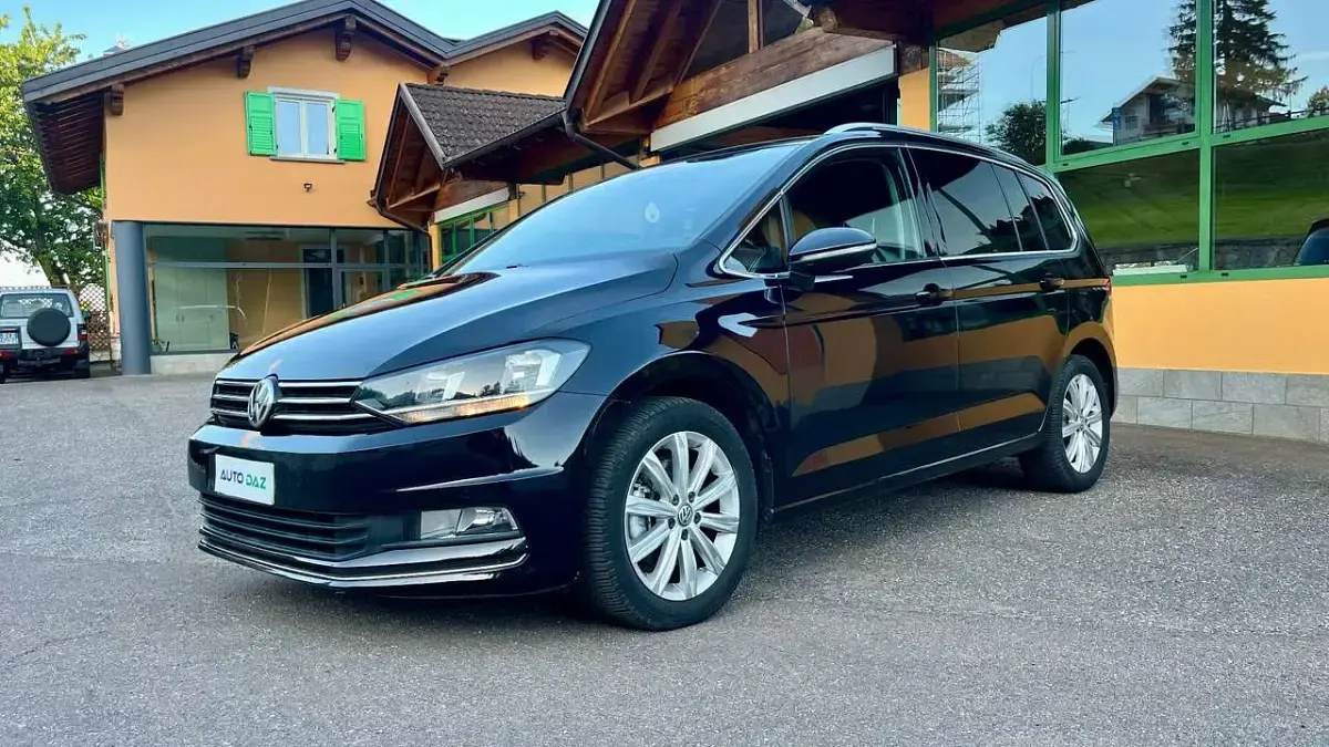 Usata VW Touran 150 CV (110 kW) 2016 Nero Monovolume