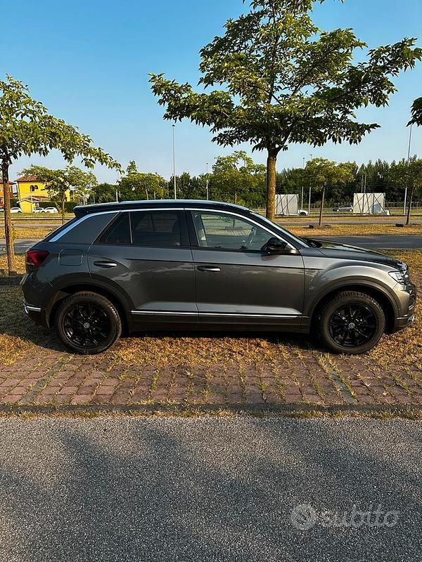 Usata VW T-Roc Advance 150 CV (110 kW) 2018 SUV
