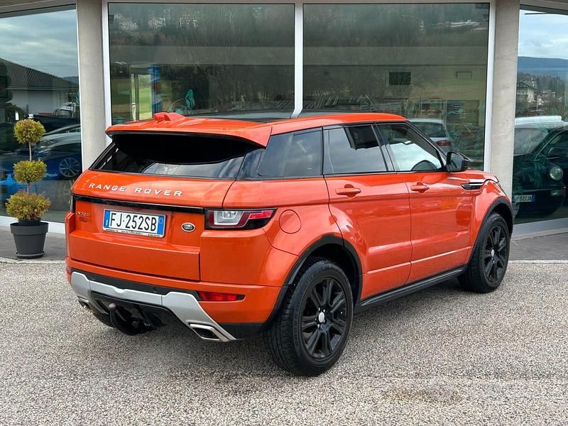 Usata Land Rover Range Rover evoque Autobiography 180 CV (132 kW) 2017 Arancione Station wagon