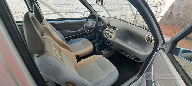 Usata Fiat 600 54 CV (39 kW) 2006 Grigio Utilitaria