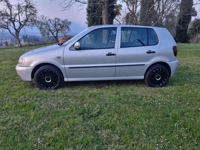 Usata VW Polo Comfortline 60 CV (44 kW) 1999 Berlina
